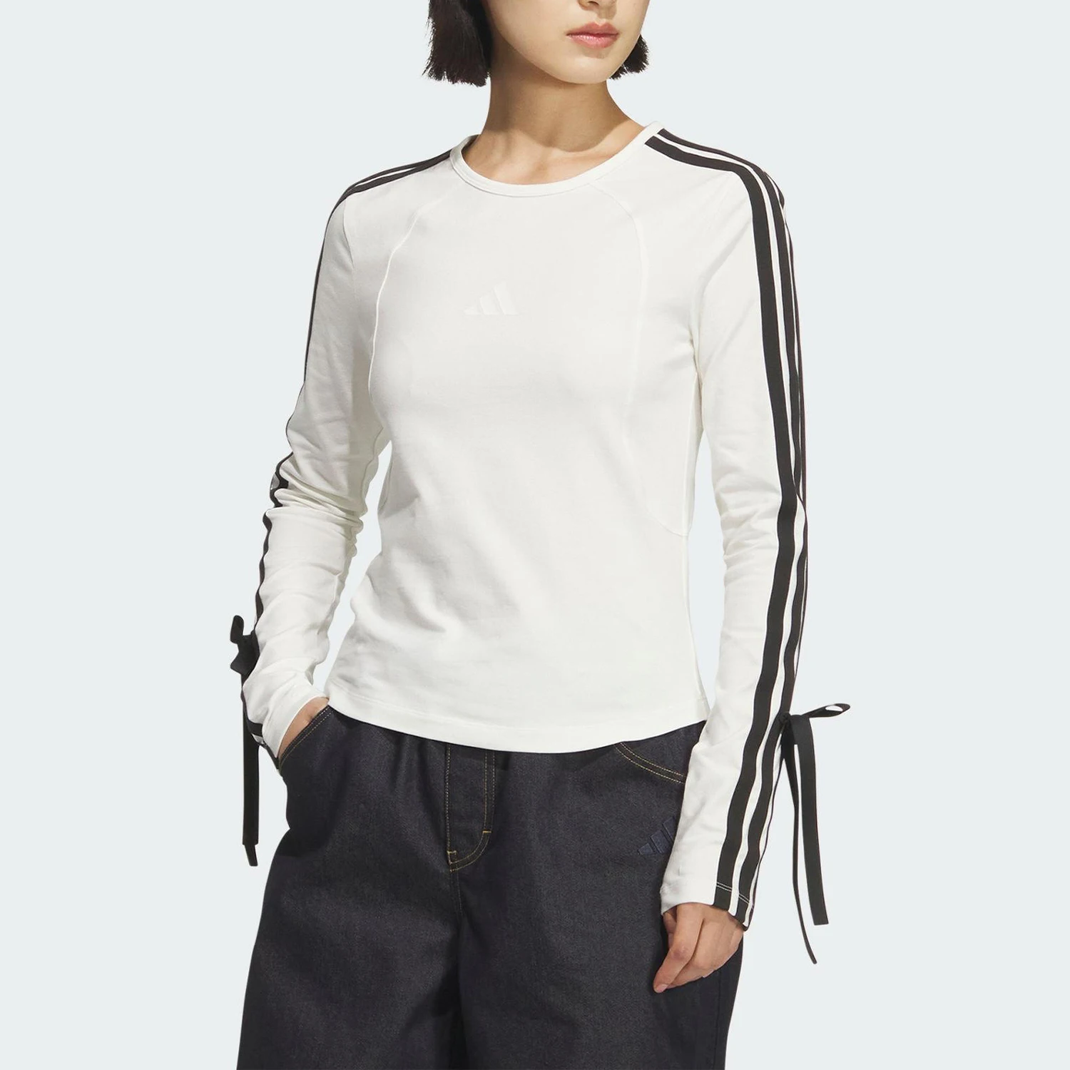 Оригинальная женская футболка Adidas 2025 года, повседневная, свободного кроя, с принтом, с коротким рукавом, KG3861
Оригинальная женская футболка Adidas 2025 года, повседневная, свободного кроя, с принтом, с коротким рукавом, KG3861