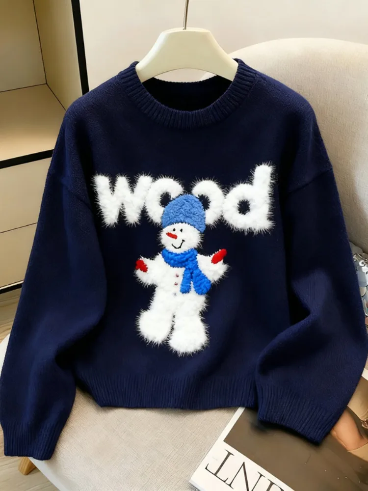 Женский модный повседневный топ, маленький дизайн снеговика, осень-зима, новая рождественская тема, универсальный вязаный свитер в ленивом стиле
Женский модный повседневный топ, маленький дизайн снеговика, осень-зима, новая рождественская тема, универсальный вязаный свитер в ленивом стиле