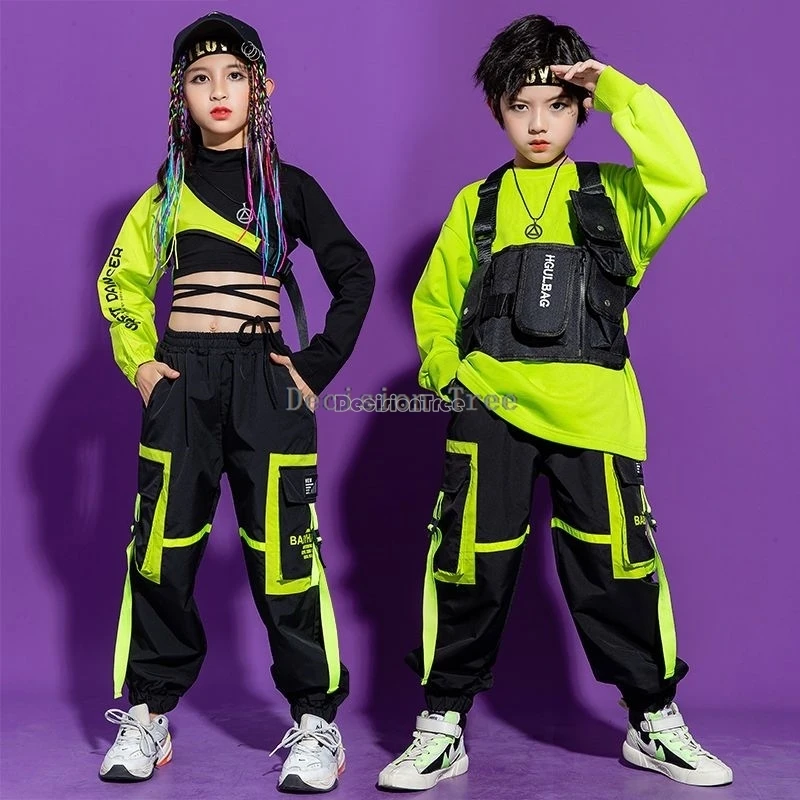 2025 new fashionable retro style children's street dance performance hip-hop boys and girls jazz dance performance costumes set
2025 new fashionable retro style children's street dance performance hip-hop boys and girls jazz dance performance costumes set