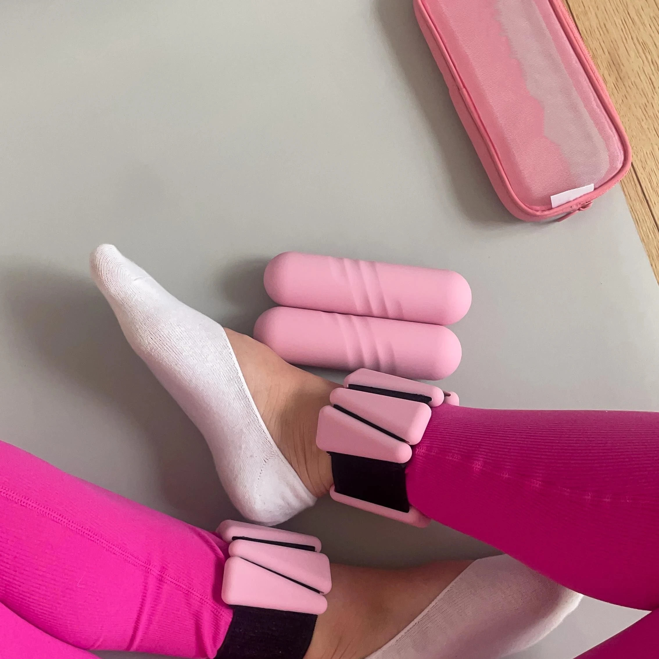 Silicone Dumbbell bar Strength Training Equipment Pilates Workout Weights for Pilates Studio
Silicone Dumbbell bar Strength Training Equipment Pilates Workout Weights for Pilates Studio