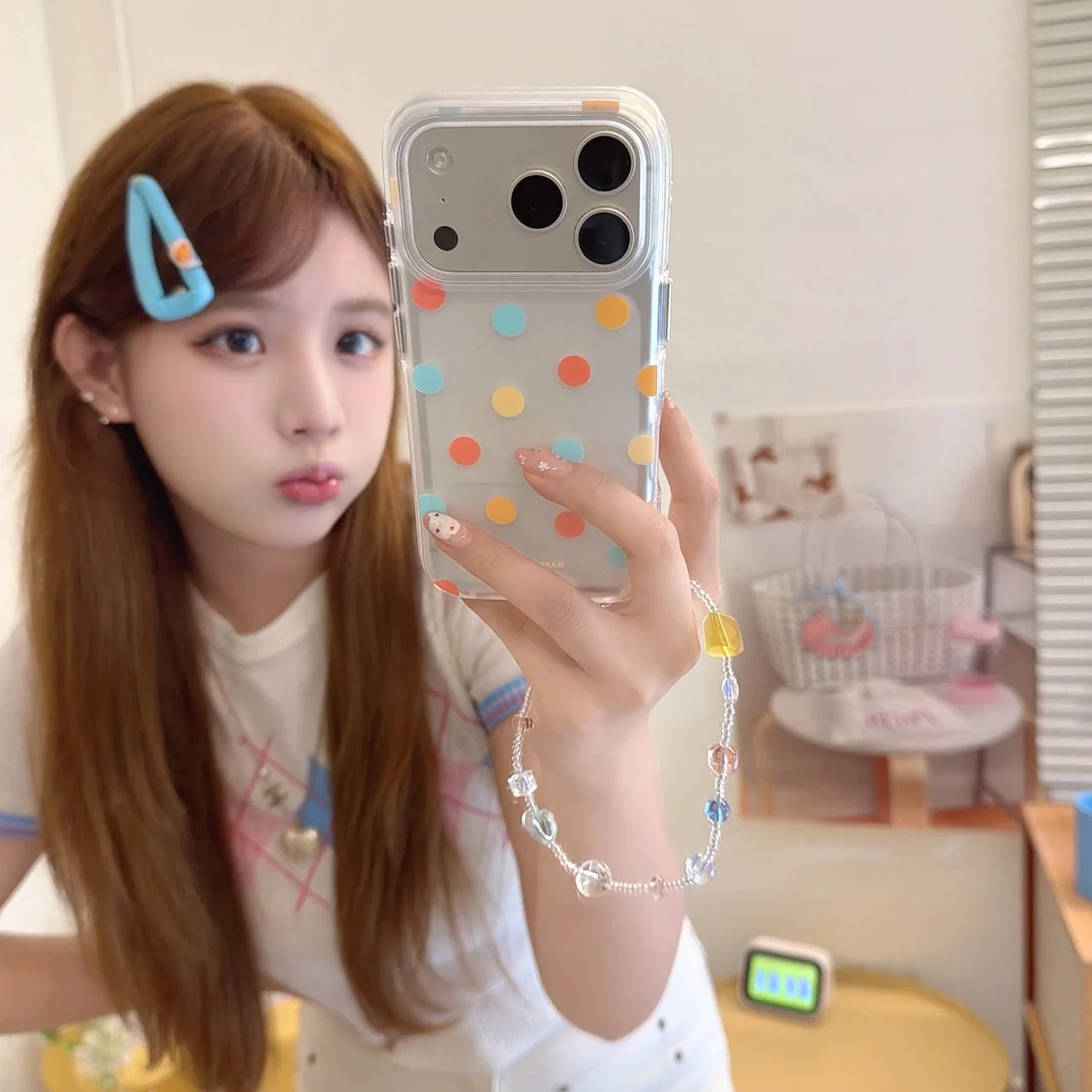 Korean phone case 15 16 17 Pro Max candy colored polka dot anti drop protective case
Korean phone case 15 16 17 Pro Max candy colored polka dot anti drop protective case