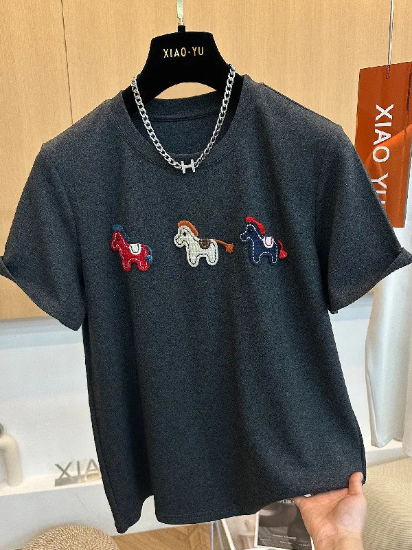plus Size Women's T-Shirt round Neck Short Sleeve Embroidered German Velvet Casual Spring Fashion Basic Top for plus Size
plus Size Women's T-Shirt round Neck Short Sleeve Embroidered German Velvet Casual Spring Fashion Basic Top for plus Size