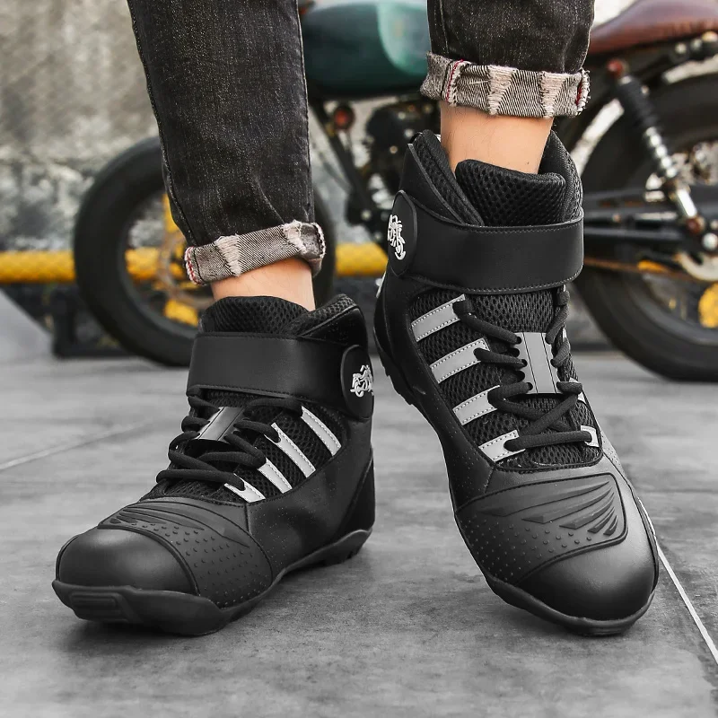 Four Seasons Motobike Cycling Shoes Retro Motorcycle Boots At Night Reflective Adjustable Fastening Non-slip Rubber Sole
Four Seasons Motobike Cycling Shoes Retro Motorcycle Boots At Night Reflective Adjustable Fastening Non-slip Rubber Sole