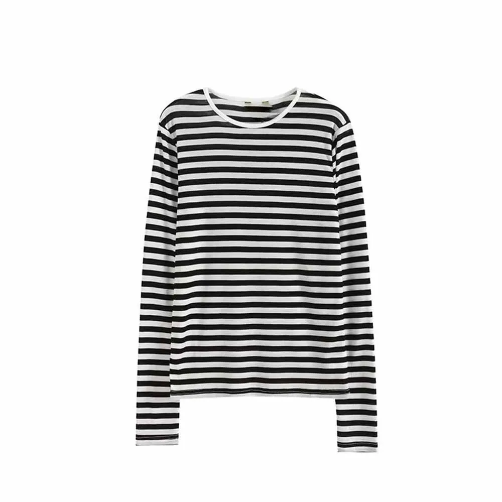 Women's new fashion slim versatile Bottom style O Neck striped T-shirt top retro long sleeved women's pullover chic top Skazi
Women's new fashion slim versatile Bottom style O Neck striped T-shirt top retro long sleeved women's pullover chic top Skazi