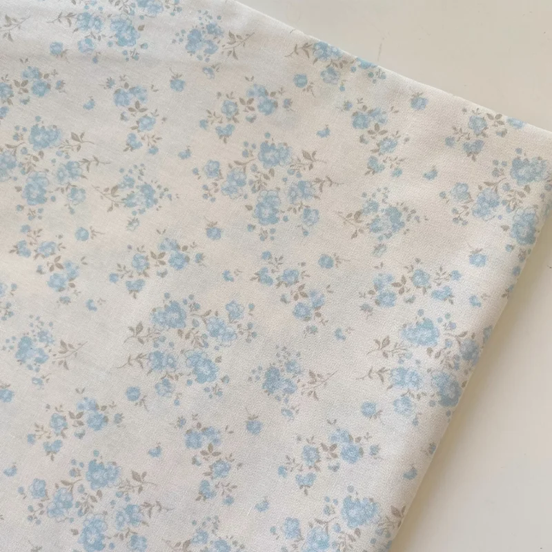 145cm*50cm Cotton Fabric Blue Floral Pattern Suitable For Shirt Headbands Toy Doll Clothes Fabric
145cm*50cm Cotton Fabric Blue Floral Pattern Suitable For Shirt Headbands Toy Doll Clothes Fabric