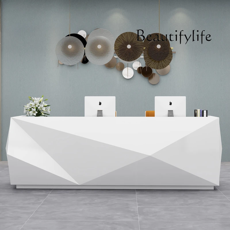 Painting front desk beauty salon reception arc early education intermediary training education workbench customization
Painting front desk beauty salon reception arc early education intermediary training education workbench customization