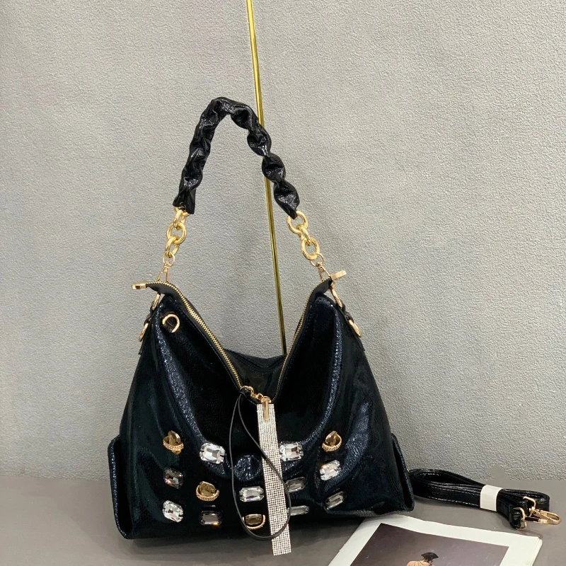 Stylish Rhinestone Sequin Shoulder Bag Large Capacity Women's Commuter Handbag Trendy Luxury Exquisite Tote Bags Underarm Bag
Stylish Rhinestone Sequin Shoulder Bag Large Capacity Women's Commuter Handbag Trendy Luxury Exquisite Tote Bags Underarm Bag