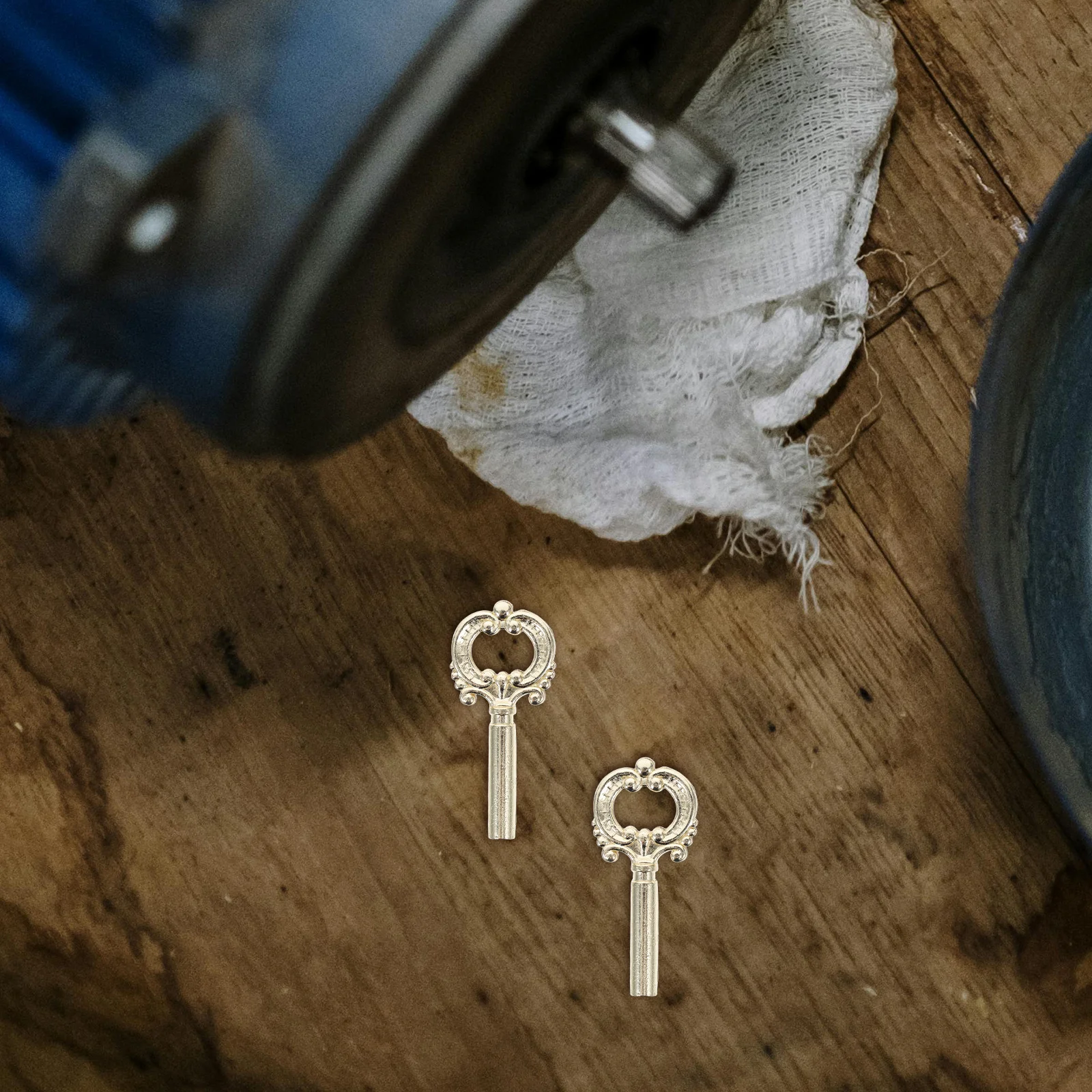 2Pcs Modern Lamp Switch Knob Replacement Sleek Rotary Twist for Chandeliers and Various Lamps Lamp Turn Knobs Replacement
2Pcs Modern Lamp Switch Knob Replacement Sleek Rotary Twist for Chandeliers and Various Lamps Lamp Turn Knobs Replacement