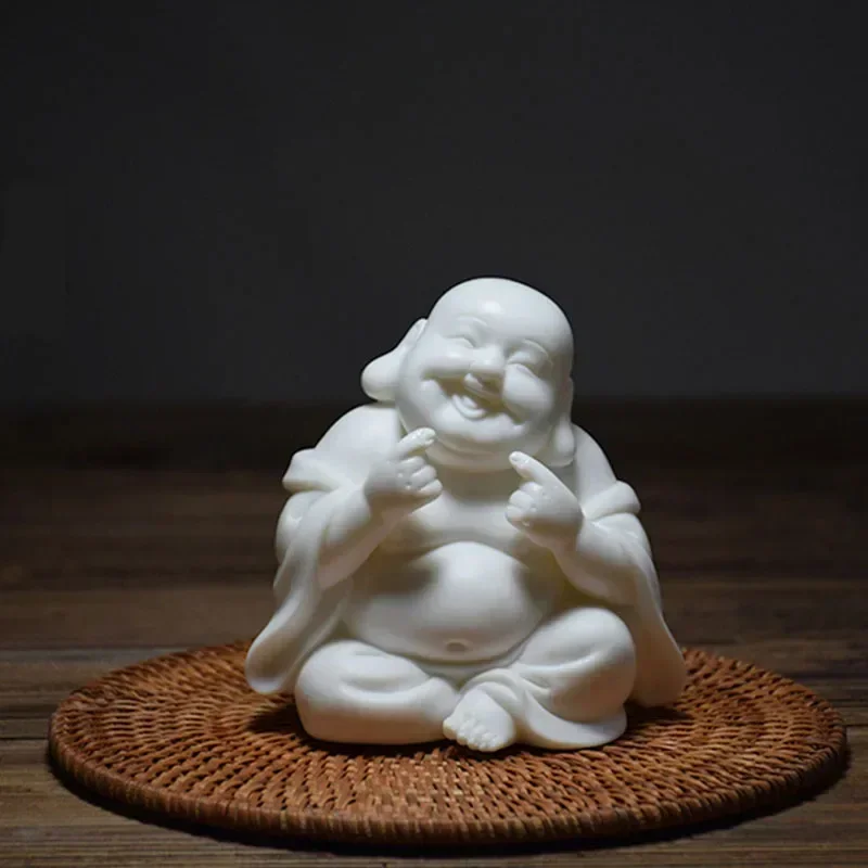 White Porcelain Amitabha, hehe, haha, figure statue Handmade sculpture of modern art Cute home decoration ornaments Gift statue
White Porcelain Amitabha, hehe, haha, figure statue Handmade sculpture of modern art Cute home decoration ornaments Gift statue