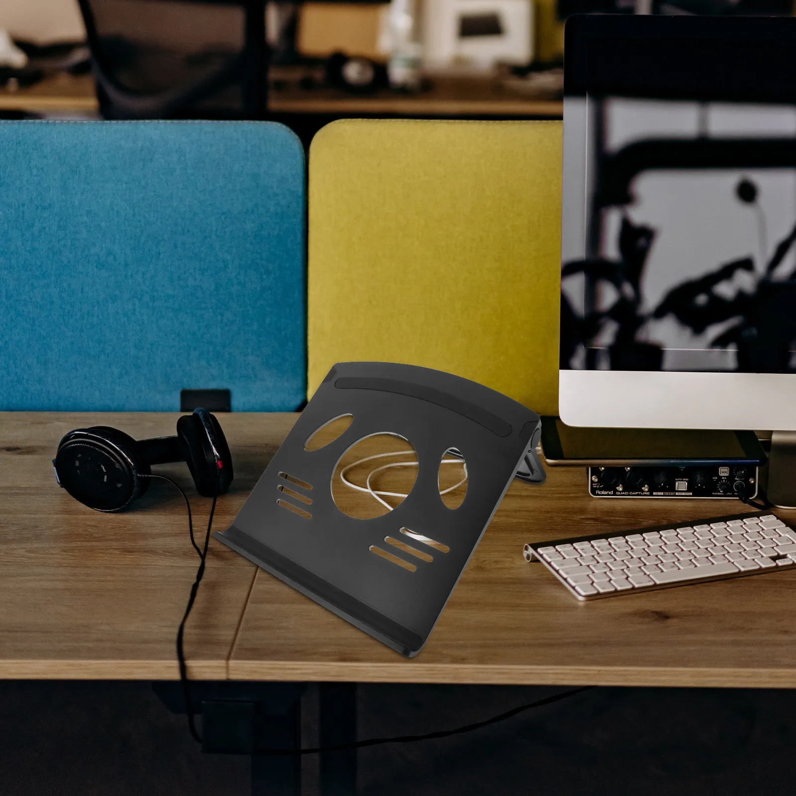 Laptop Stand Adjustable Height Angle Laptop Support for All Size Notebooks Tablet Cooling Stand Hollow Out Heat Dissipation
Laptop Stand Adjustable Height Angle Laptop Support for All Size Notebooks Tablet Cooling Stand Hollow Out Heat Dissipation