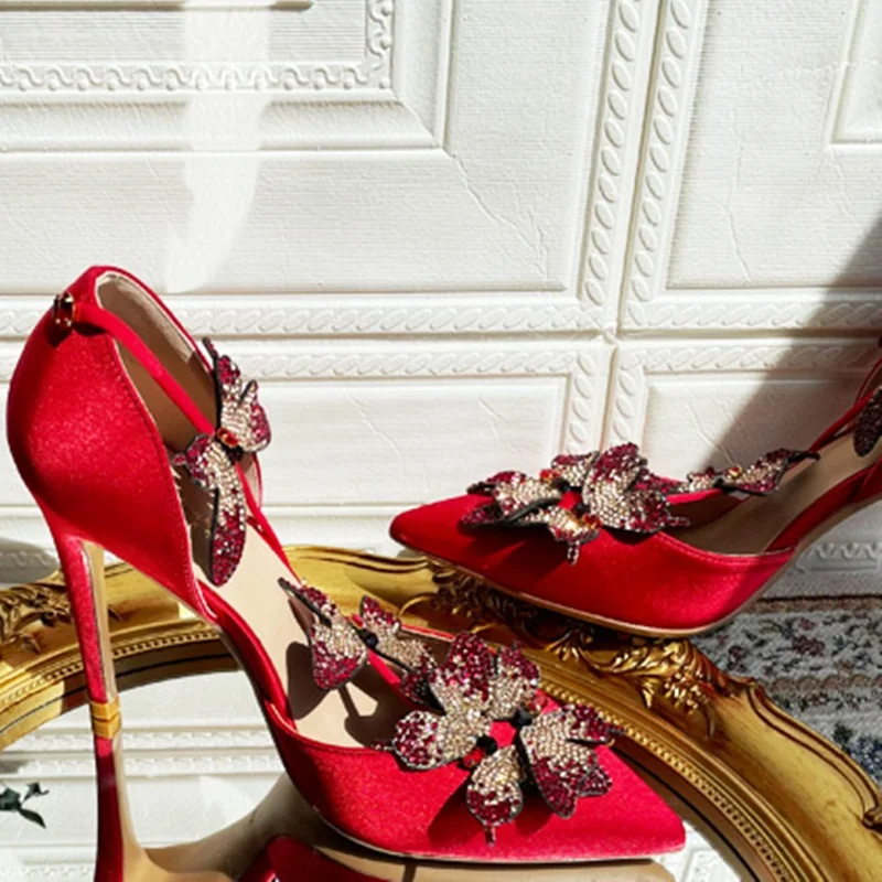 Elegant Crystal Butterfly High Heels Pump Red Black Satin Pointy Toe Wedding Bride Shoes Cross Strap Gladiator Sandals Women
Elegant Crystal Butterfly High Heels Pump Red Black Satin Pointy Toe Wedding Bride Shoes Cross Strap Gladiator Sandals Women