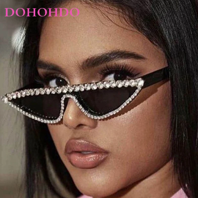 Vintage Rhinestone Triangular Cat's Eye Small Frame Sunglasses Men Women Luxury Brand Designer Classic Metal Sun Glasses UV400
Vintage Rhinestone Triangular Cat's Eye Small Frame Sunglasses Men Women Luxury Brand Designer Classic Metal Sun Glasses UV400