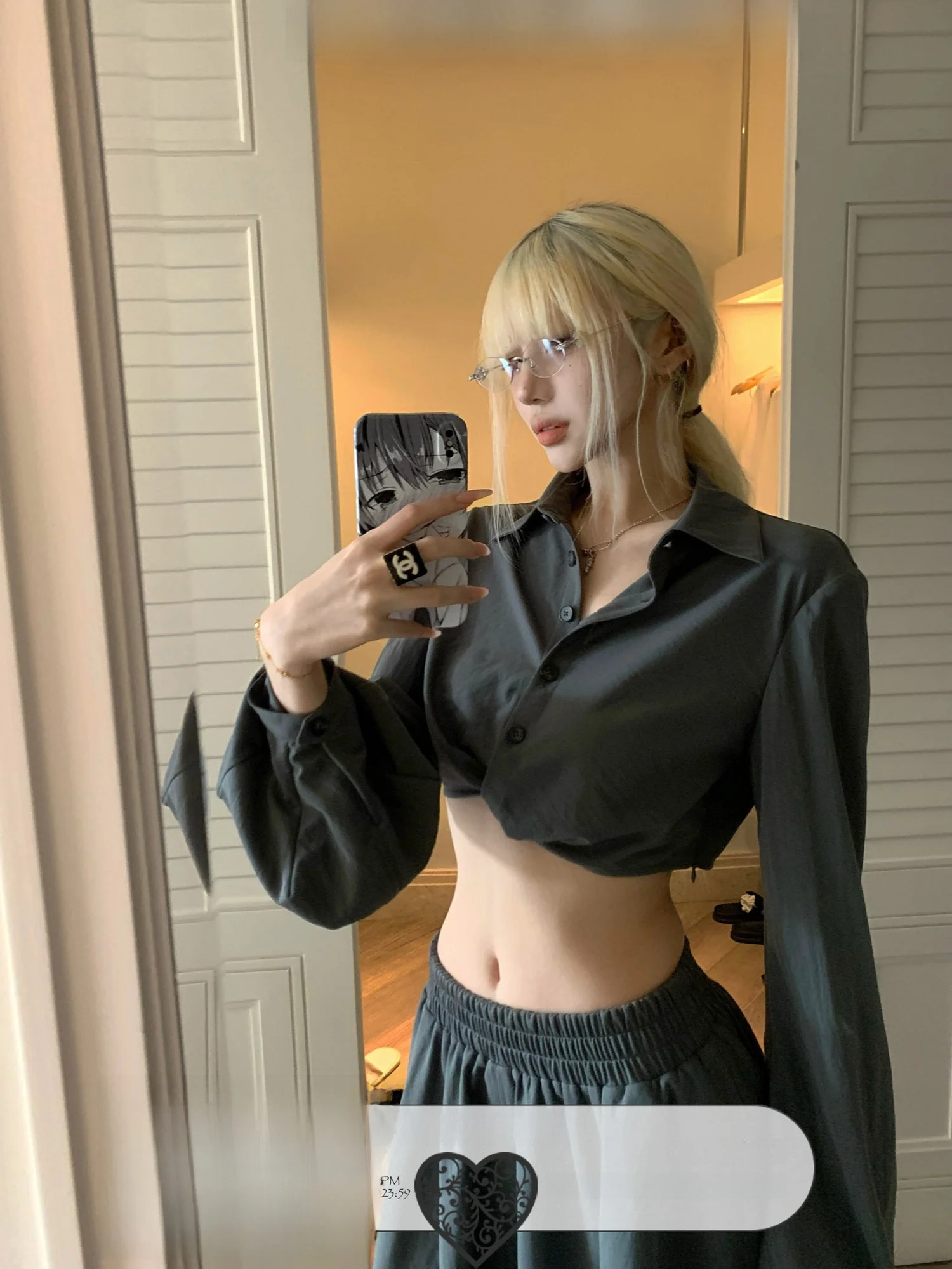Casual Grey Shirt And Flower Bud Half Skirt Set Short Length Fashion Ensemble for Young Women Cotton Long Sleeve Springwear
Casual Grey Shirt And Flower Bud Half Skirt Set Short Length Fashion Ensemble for Young Women Cotton Long Sleeve Springwear