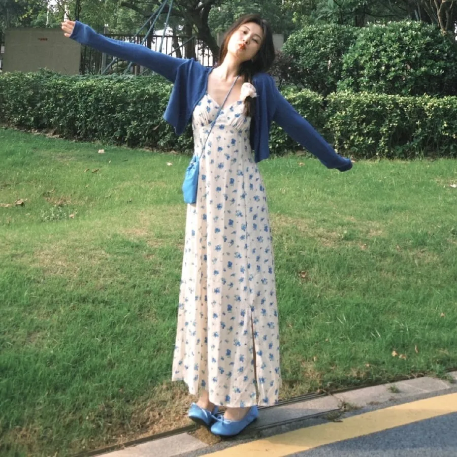 【New style】New product fashion age-reducing gentle wind-needle cardigan sleeveless floral suspender dress two-piece set
【New style】New product fashion age-reducing gentle wind-needle cardigan sleeveless floral suspender dress two-piece set
