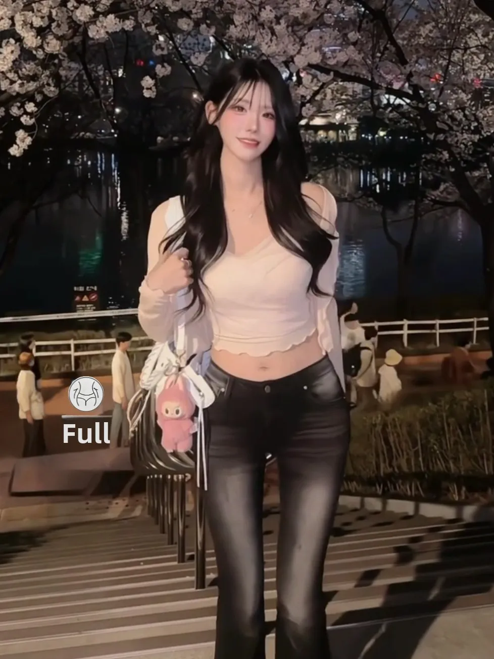 Low Waist Bell Bottom Jeans Women's Slim Fit Bootcut Denim Pants Tummy Control Butt Lifting High Hip Self Pad Korean Style
Low Waist Bell Bottom Jeans Women's Slim Fit Bootcut Denim Pants Tummy Control Butt Lifting High Hip Self Pad Korean Style