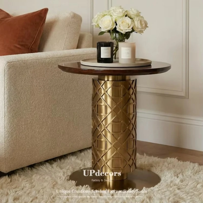 Unique Italian designer designs modern glass and metal side tables
Unique Italian designer designs modern glass and metal side tables