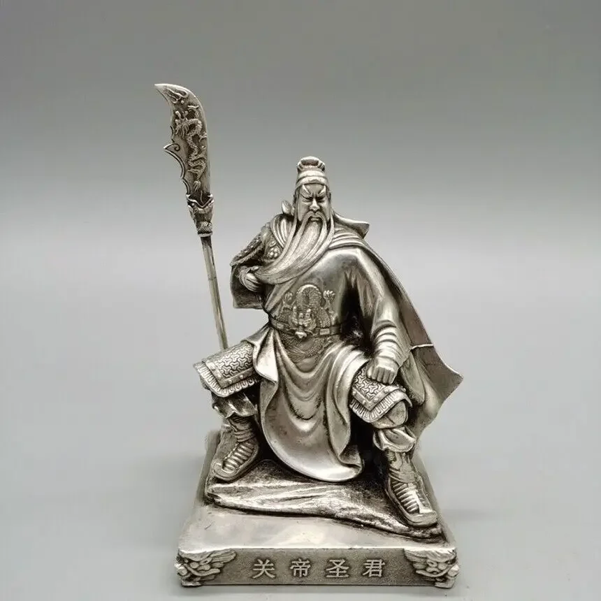 Antique Collection of Bronze Guan Gong Statue and Home Decoration
Antique Collection of Bronze Guan Gong Statue and Home Decoration