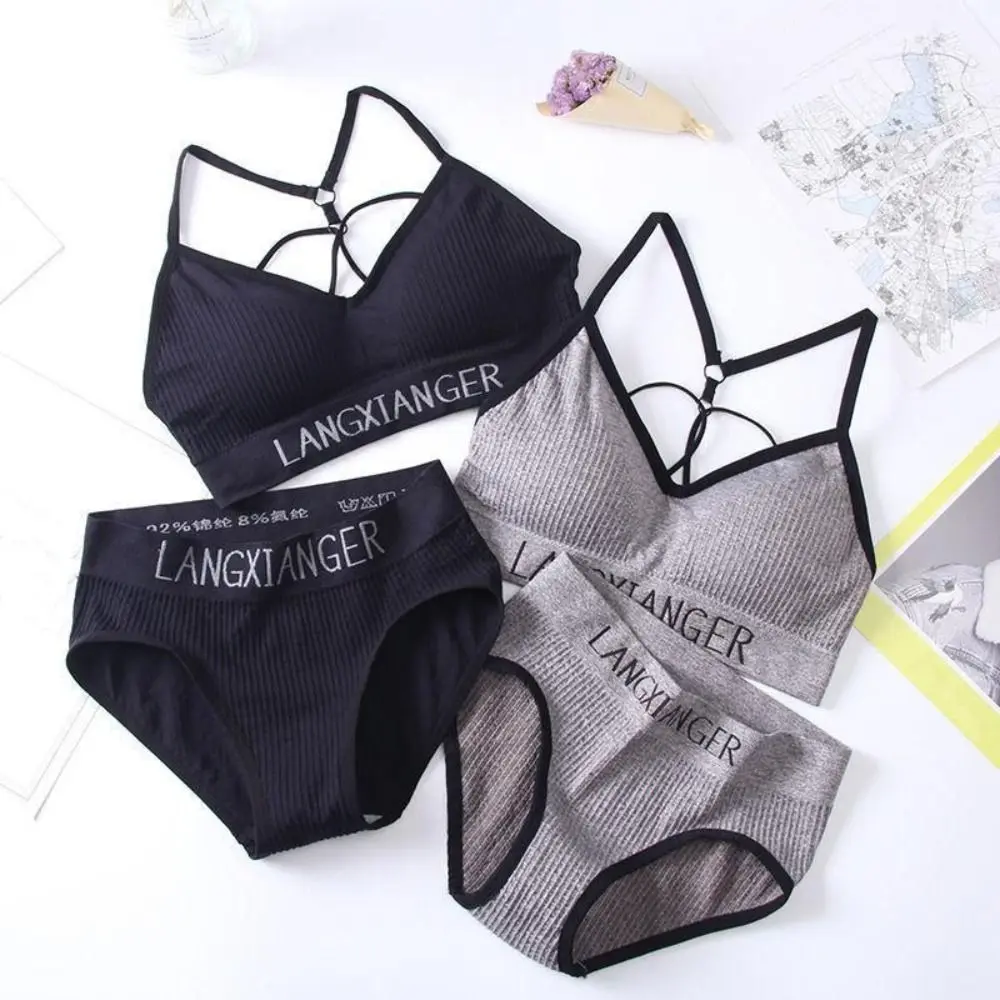 Classic Letter Bra Briefs Set Wireless Shockproof Underwear for Women Lingerie Beach Wear Bra Panties Suit Summer
Classic Letter Bra Briefs Set Wireless Shockproof Underwear for Women Lingerie Beach Wear Bra Panties Suit Summer