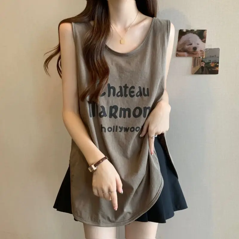 Fashion Letter Printed Casual Tank Top T-Shirts Female Clothing 2024 Summer New Loose All-match Tops Korean Sleeveless Tee Shirt
Fashion Letter Printed Casual Tank Top T-Shirts Female Clothing 2024 Summer New Loose All-match Tops Korean Sleeveless Tee Shirt