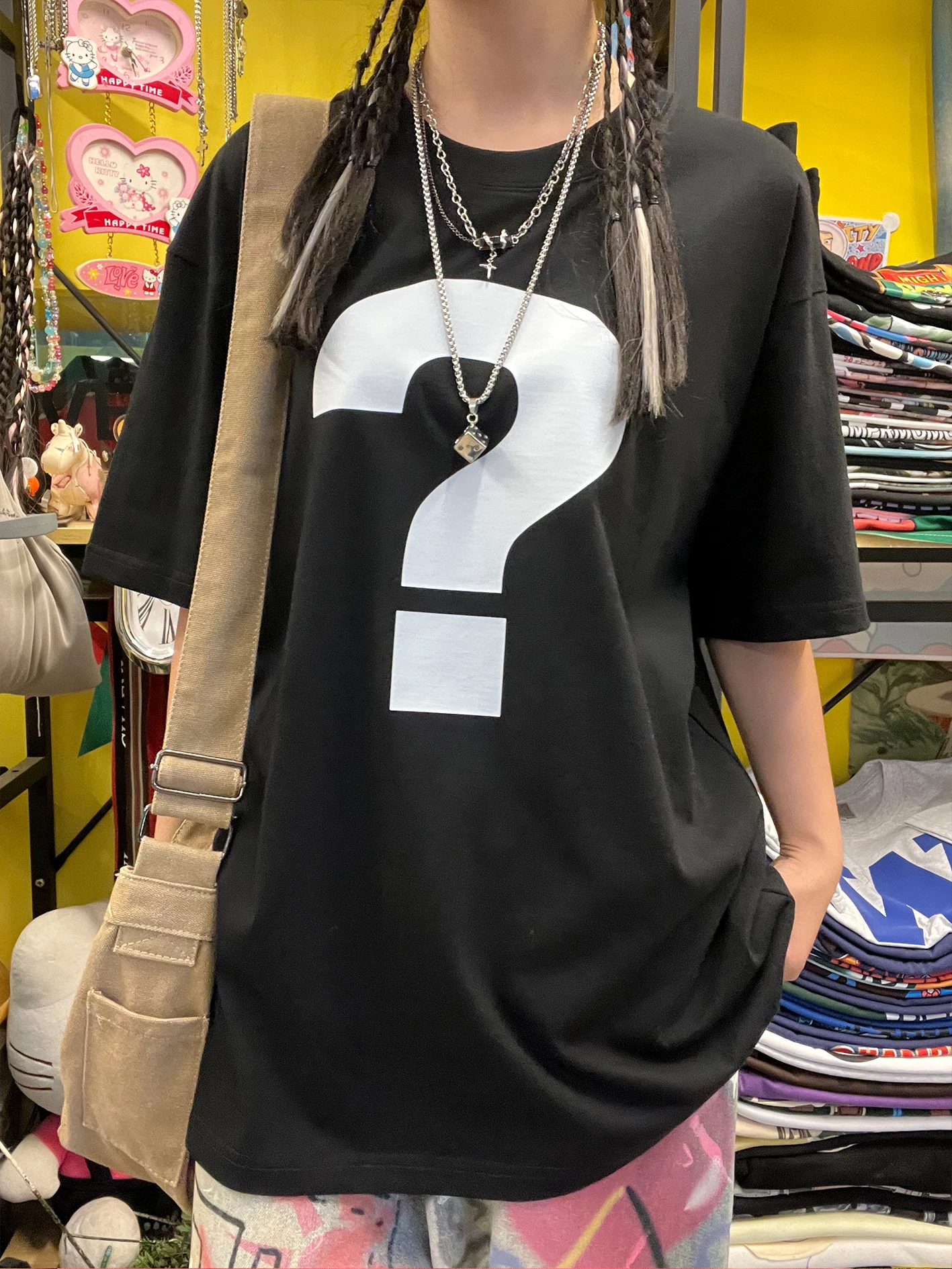 Heavier 260G Big Question Mark Hong Kong Style Chic Lazy BF Student Simple Short Sleeve T-Shirt by Wang Studio
Heavier 260G Big Question Mark Hong Kong Style Chic Lazy BF Student Simple Short Sleeve T-Shirt by Wang Studio