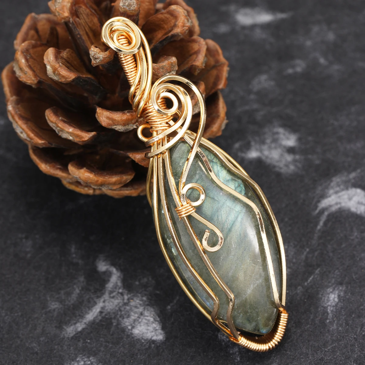 Popular Women's Natural Gemstone Necklace Pendant White Moonlight Labrador Handmade Copper Stainless Steel Necklace
Popular Women's Natural Gemstone Necklace Pendant White Moonlight Labrador Handmade Copper Stainless Steel Necklace