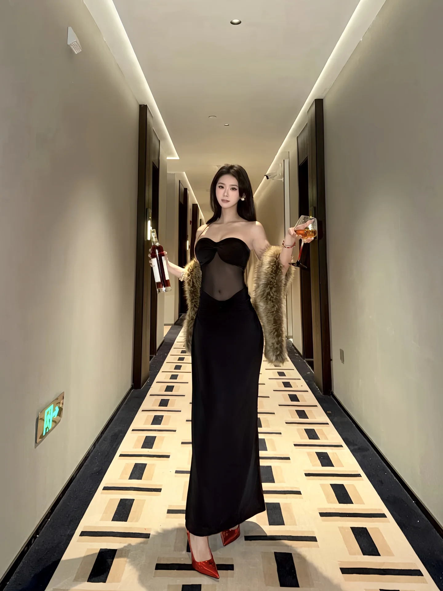 Sexy Evening Gown with Me Insertion And Strap Design High Waist Slim Fit Long Dr for Women Suitable for Various Ocns
Sexy Evening Gown with Me Insertion And Strap Design High Waist Slim Fit Long Dr for Women Suitable for Various Ocns
