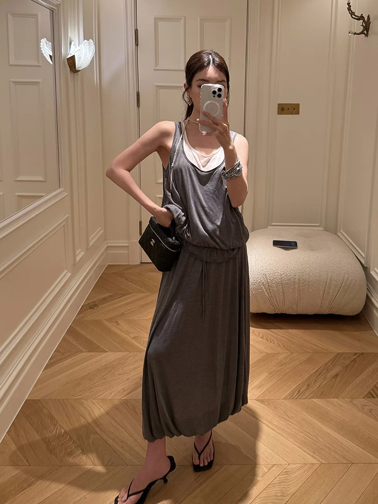 Smol Повседневная свободная шароваровая жилетка и юбка, комплект из двух предметов, цветной дизайн, летняя мода, женский круглый топ
Smol Повседневная свободная шароваровая жилетка и юбка, комплект из двух предметов, цветной дизайн, летняя мода, женский круглый топ