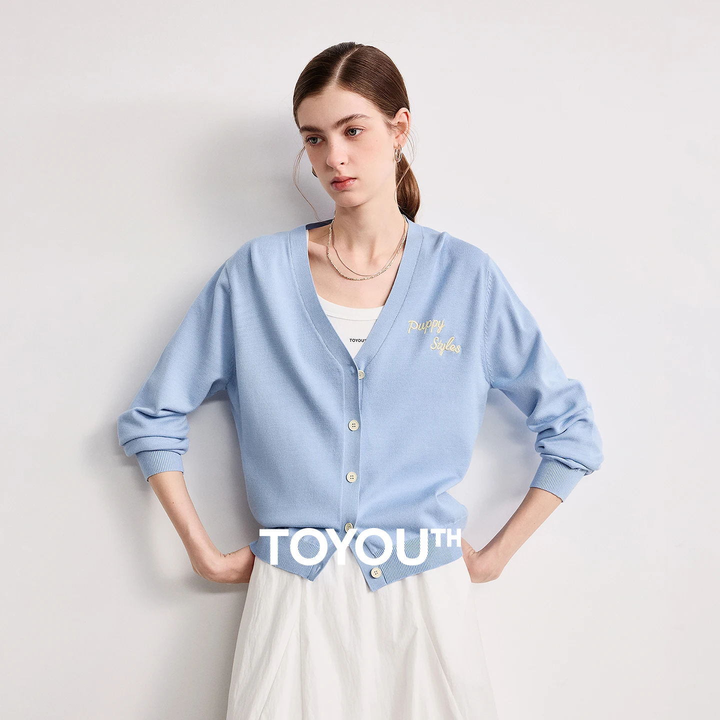 TOYOUTH Women Soft Plied Yarn Cardigan 2026 Spring New V-Neck 3D Letter Embroidered Knit Top
TOYOUTH Women Soft Plied Yarn Cardigan 2026 Spring New V-Neck 3D Letter Embroidered Knit Top
