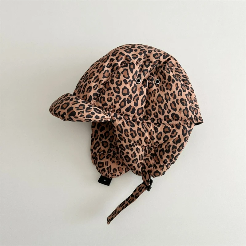 Korean-style INS Leopard Print Children's Lei Feng Hat, Autumn and Winter Ear-protecting Ski Aviator Hat, Trendy Warm Kids' Hat
Korean-style INS Leopard Print Children's Lei Feng Hat, Autumn and Winter Ear-protecting Ski Aviator Hat, Trendy Warm Kids' Hat