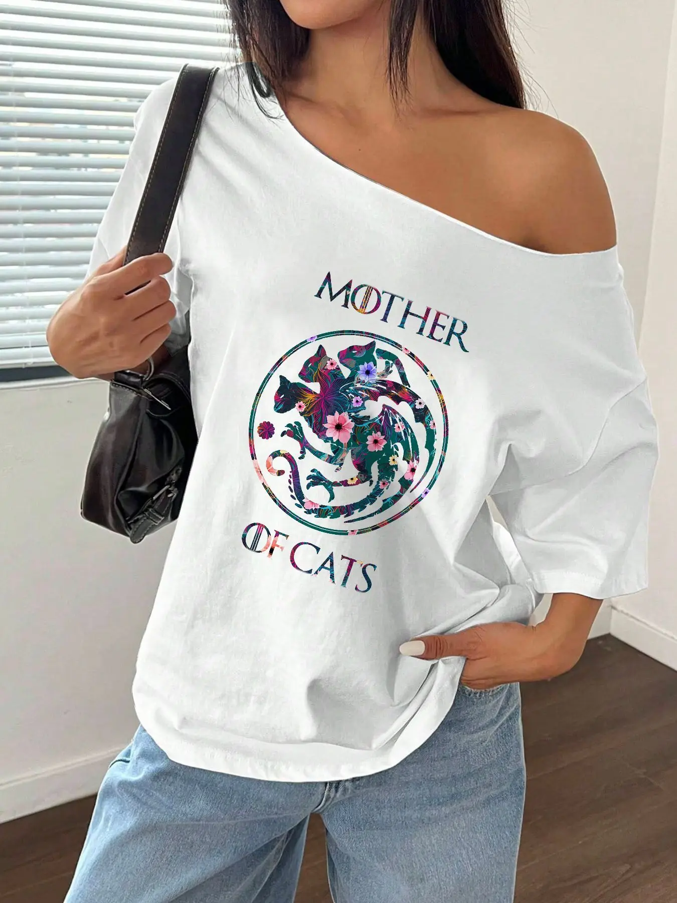 100% Cotton Plus Size Floral Cat Graphic Print Shoulder Loose Print T-Shirt Oversized Y2K Style Graphic Tees Women Tops Summe
100% Cotton Plus Size Floral Cat Graphic Print Shoulder Loose Print T-Shirt Oversized Y2K Style Graphic Tees Women Tops Summe