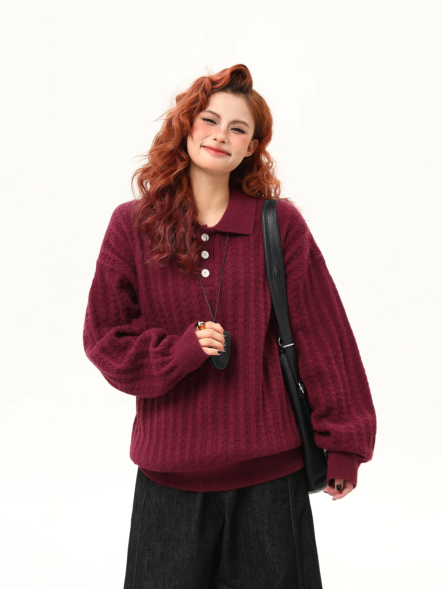 Дикий американский ретро винно-красный трикотаж Ne, свободный женский ранний осенний универсальный уличный свитер с изображением атмосферы
Дикий американский ретро винно-красный трикотаж Ne, свободный женский ранний осенний универсальный уличный свитер с изображением атмосферы