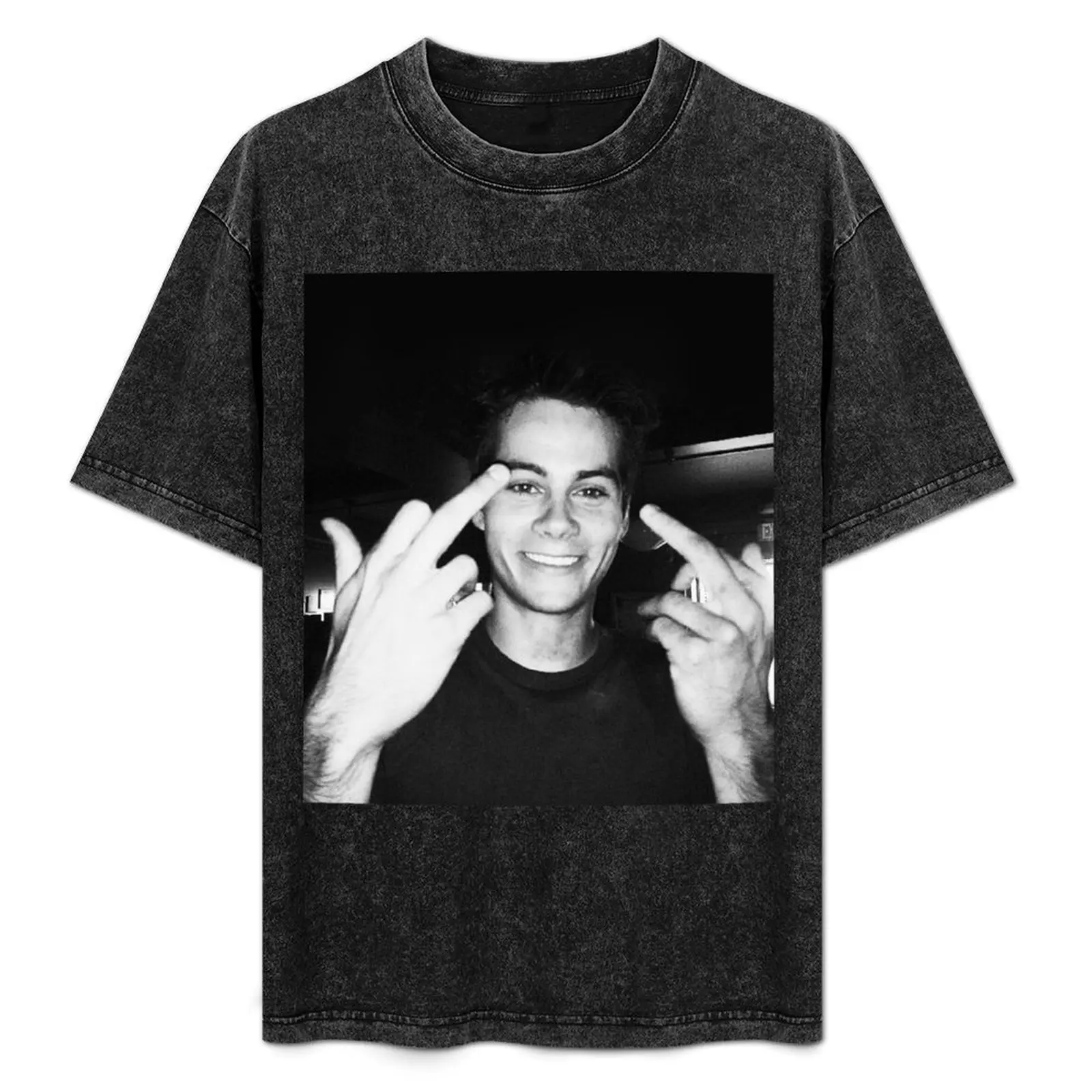 dylan obrien T-Shirt Comfortable Daily Wear Tee
dylan obrien T-Shirt Comfortable Daily Wear Tee
