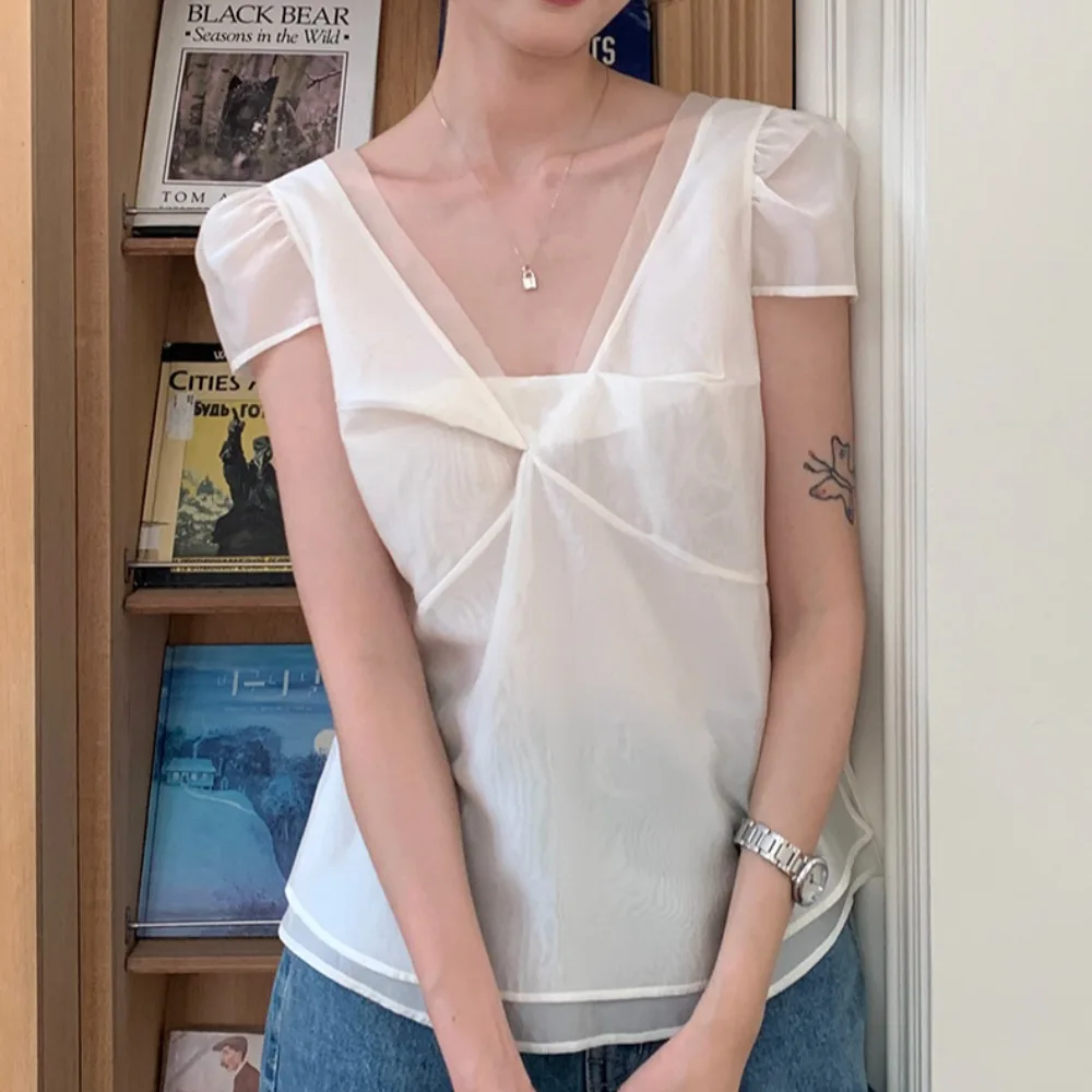 Chic Summer Sweet Small Design Knot V-Neck Double Layer Elegant Bubble Sleeve Chiffon Top Women's Fashion Korean Style Breath...
Chic Summer Sweet Small Design Knot V-Neck Double Layer Elegant Bubble Sleeve Chiffon Top Women's Fashion Korean Style Breath...