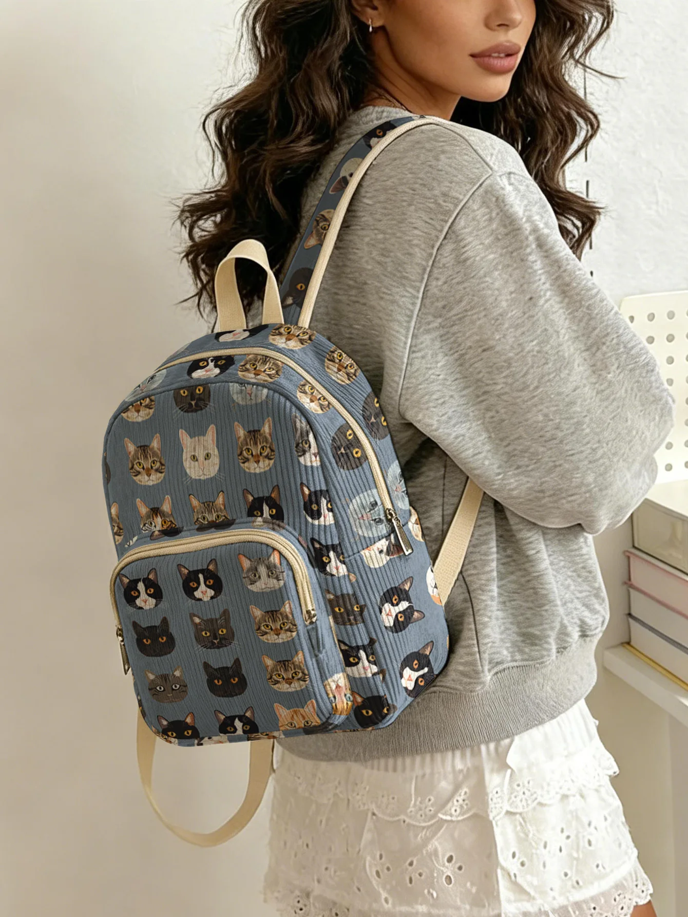 Realistic Cat Face Allover Print Women Fashion Backpack Corduroy Multi-pocket Large Capacity Commuter Bag
Realistic Cat Face Allover Print Women Fashion Backpack Corduroy Multi-pocket Large Capacity Commuter Bag
