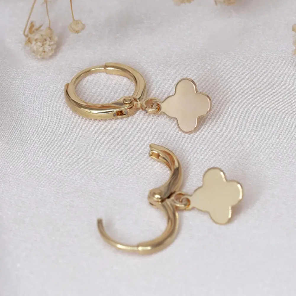 Clover flower earrings, golden earrings, gift for her
Clover flower earrings, golden earrings, gift for her
