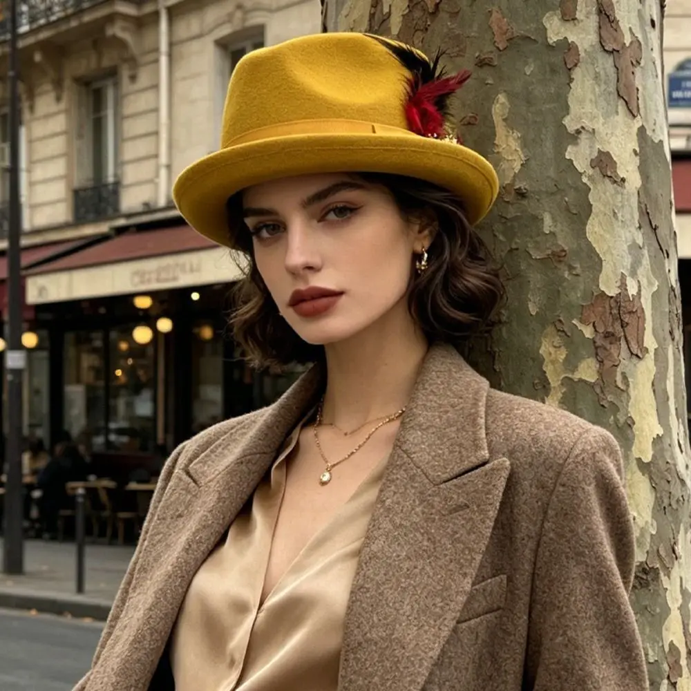 Retro Dress Up Feather Decors Hat Panama Fedora Hat Costume Cosplay Cap Jazz Woolen Jazz Hat Stage Performance
Retro Dress Up Feather Decors Hat Panama Fedora Hat Costume Cosplay Cap Jazz Woolen Jazz Hat Stage Performance