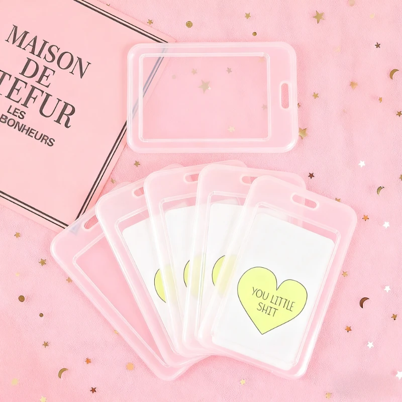 5 шт., прозрачные защитные рукава для карт, откидной верхний дизайн с отверстием для удостоверения личности, держатель для школьного автобуса, многоразовый чехол, аксессуары
5 шт., прозрачные защитные рукава для карт, откидной верхний дизайн с отверстием для удостоверения личности, держатель для школьного автобуса, многоразовый чехол, аксессуары