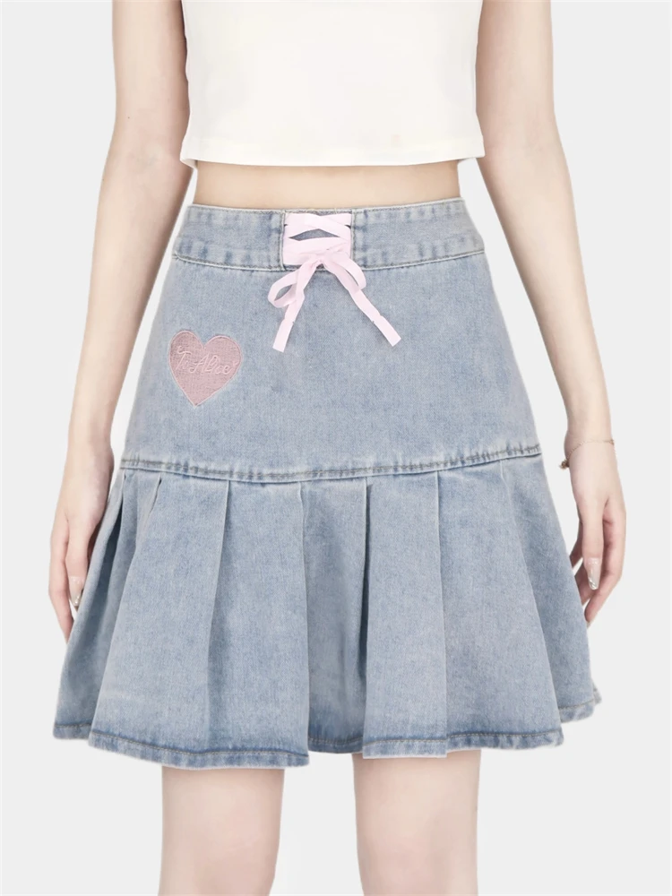 Women's Love Embroidered Cowboy Skirt Young Girls Vintage Fashion Bottoms Female Summer High Waisted Pleated Skirts
Women's Love Embroidered Cowboy Skirt Young Girls Vintage Fashion Bottoms Female Summer High Waisted Pleated Skirts