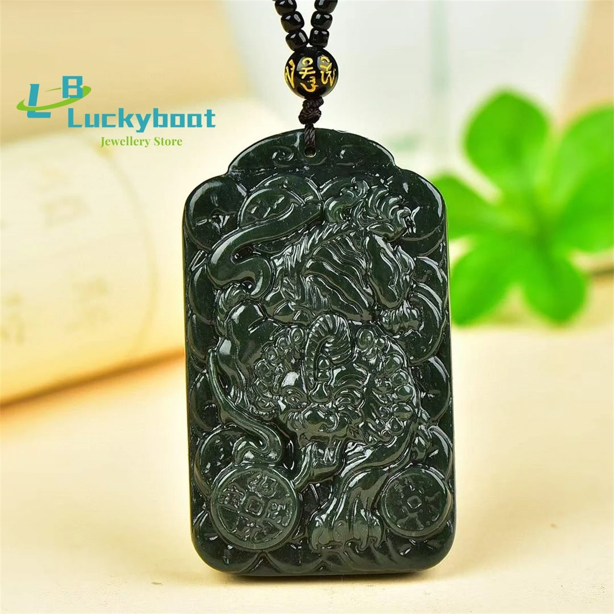 Natural Hetian Qingyu Pixiu Pendant is Simple Personalized Fashionable Exquisite and Versatile for Men and Women
Natural Hetian Qingyu Pixiu Pendant is Simple Personalized Fashionable Exquisite and Versatile for Men and Women