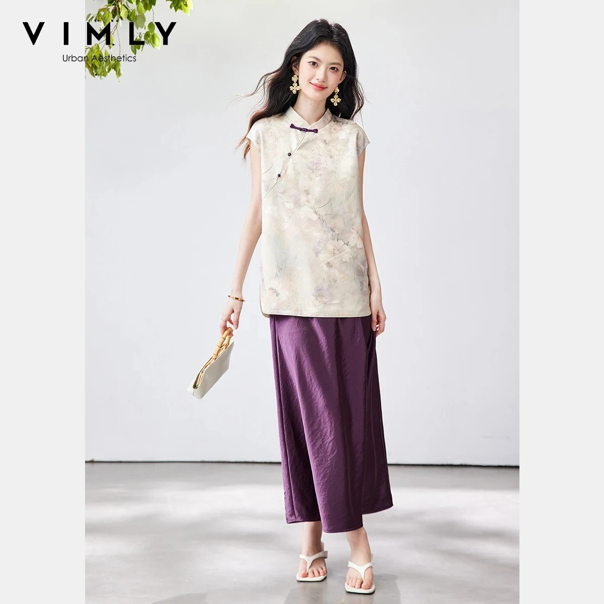 VIMLY Elegant Chinese Style Skirt Set Women Stand Collar Color Contrast Frog Button Sleeveless Top Maxi Skirt 2 Piece Set A6033
VIMLY Elegant Chinese Style Skirt Set Women Stand Collar Color Contrast Frog Button Sleeveless Top Maxi Skirt 2 Piece Set A6033