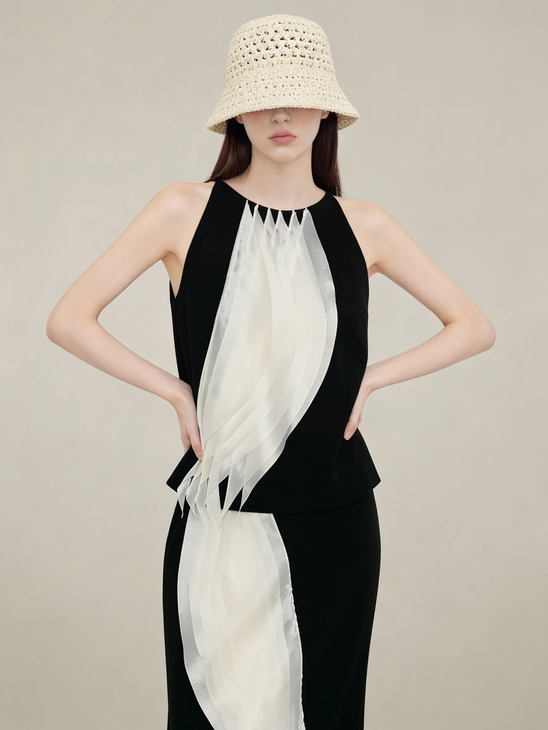 Black White Color Block Mesh Splice Sleeveless Top Skirt Set Summer Casual Fashion Women's High Waist Loose Fit Spring Collec...
Black White Color Block Mesh Splice Sleeveless Top Skirt Set Summer Casual Fashion Women's High Waist Loose Fit Spring Collec...