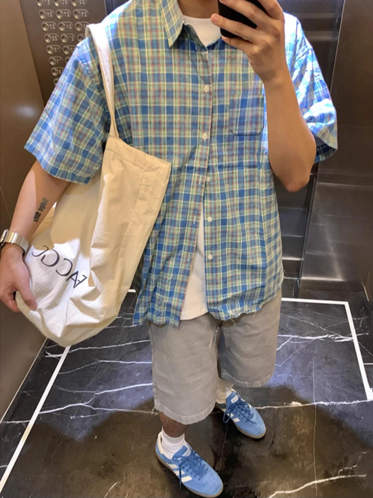 Blue Plaid ort Sve irt Men's Summer Trendy y Cheered Top High-End f Sve irt Breathable Loose Fit Youthful
Blue Plaid ort Sve irt Men's Summer Trendy y Cheered Top High-End f Sve irt Breathable Loose Fit Youthful