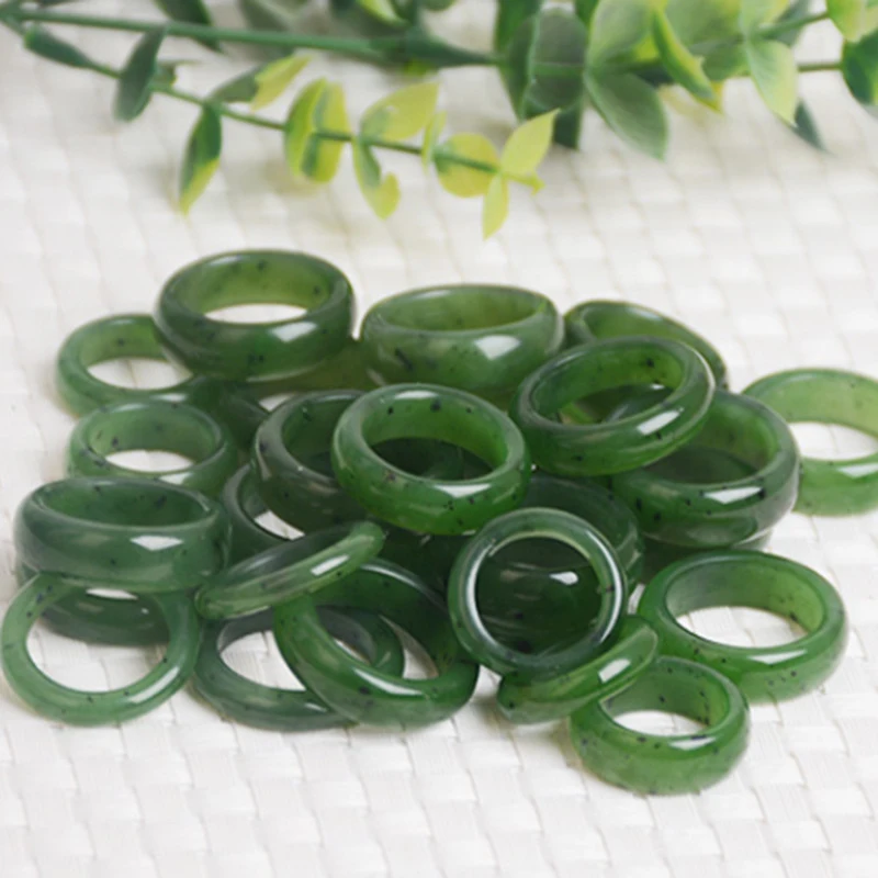 Hotan , Jade Finger , Finished Jasper Ring, Spinach Green
Hotan , Jade Finger , Finished Jasper Ring, Spinach Green
