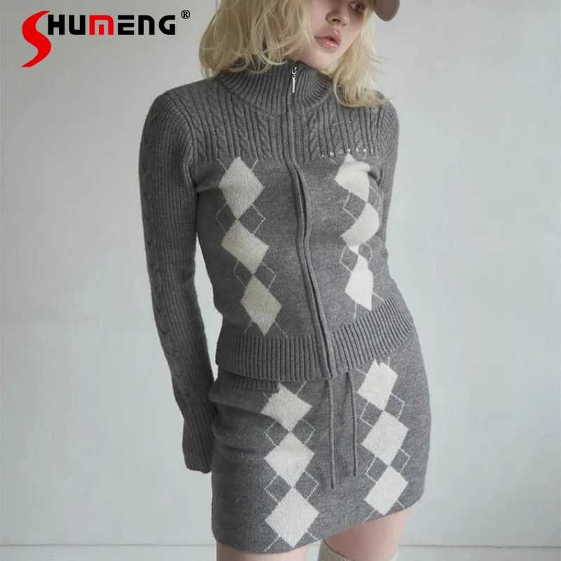 Japanese Pure Desire Jacquard Knit Slim Fit Zipper Cardigan Bodycon Short Skirt Tank Top Three-Pieces Set Kawaii Clothes Female
Japanese Pure Desire Jacquard Knit Slim Fit Zipper Cardigan Bodycon Short Skirt Tank Top Three-Pieces Set Kawaii Clothes Female
