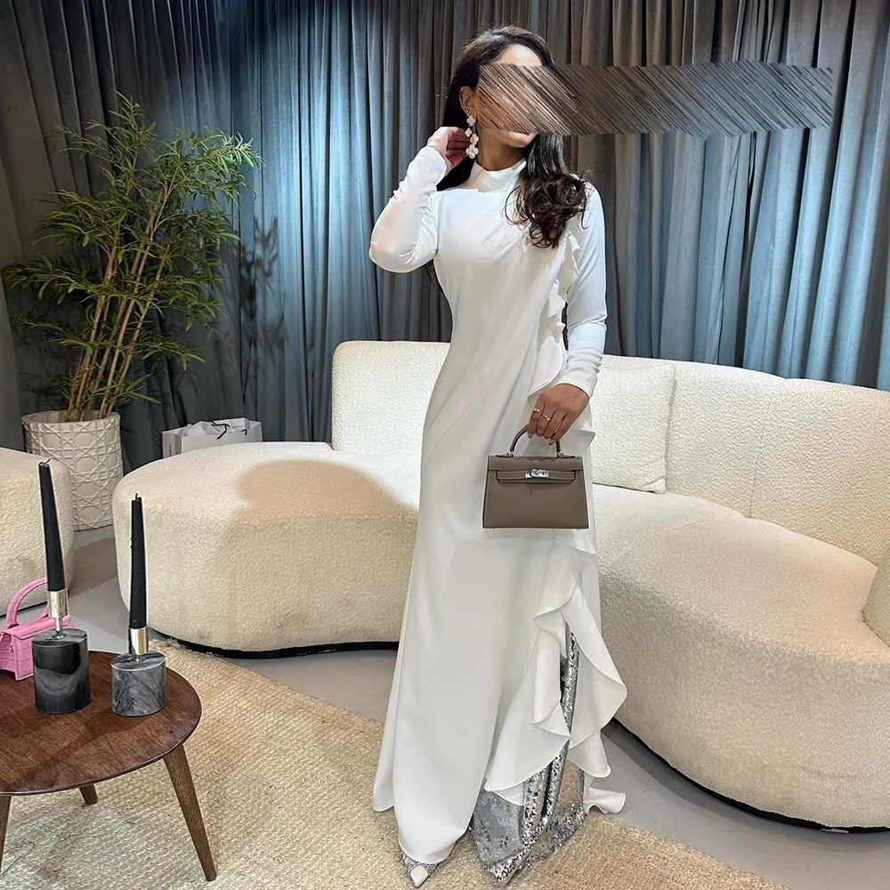 Straight Floor Length High Collar Chiffon Long Sleeves White Exquisite Evening Dress Prom Gowns Ruffles sweep Train Dubai
Straight Floor Length High Collar Chiffon Long Sleeves White Exquisite Evening Dress Prom Gowns Ruffles sweep Train Dubai