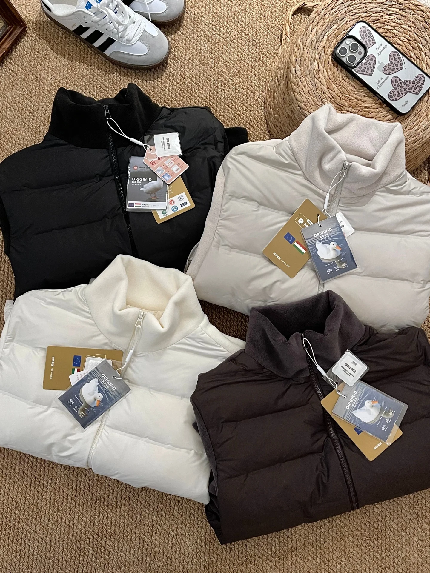 Warm Puffer Jacket Zipper Closure Fleece Lined Stand Collar Patchwork Design Lightweight Autumn Winter Short Outerwear for Women
Warm Puffer Jacket Zipper Closure Fleece Lined Stand Collar Patchwork Design Lightweight Autumn Winter Short Outerwear for Women