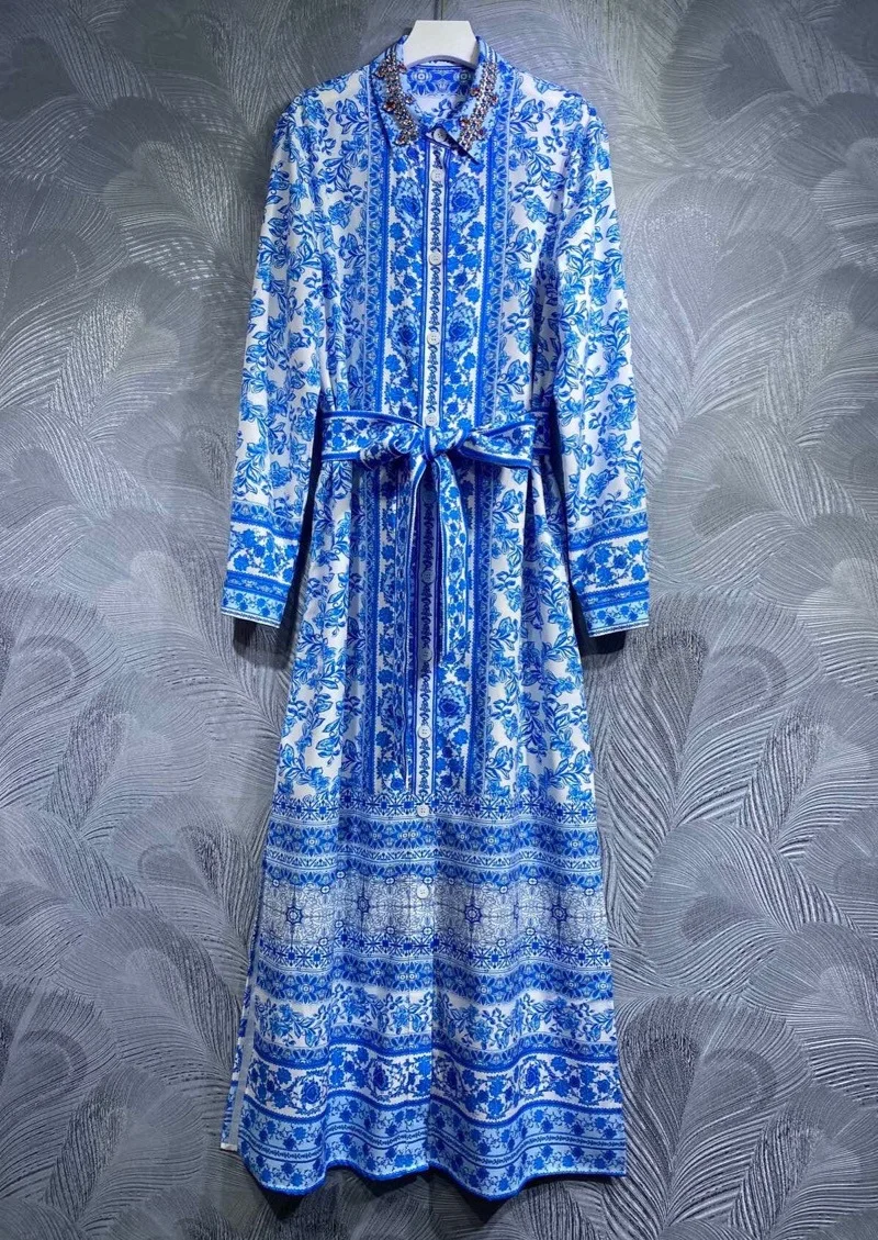 New 2023 Autumn Fashion Long Dress High Quality Women Turn-down Collar Vintage Prints Split Sexy Long Sleeve Blue Red Maxi Dress
New 2023 Autumn Fashion Long Dress High Quality Women Turn-down Collar Vintage Prints Split Sexy Long Sleeve Blue Red Maxi Dress