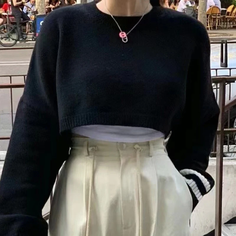 Autumn 2023 Round Neck Knitted Sweater Women Loose Fashion Winter Slim Short Pullovers Women Sexy Navel Crop Knitwears Y2K 29068
Autumn 2023 Round Neck Knitted Sweater Women Loose Fashion Winter Slim Short Pullovers Women Sexy Navel Crop Knitwears Y2K 29068