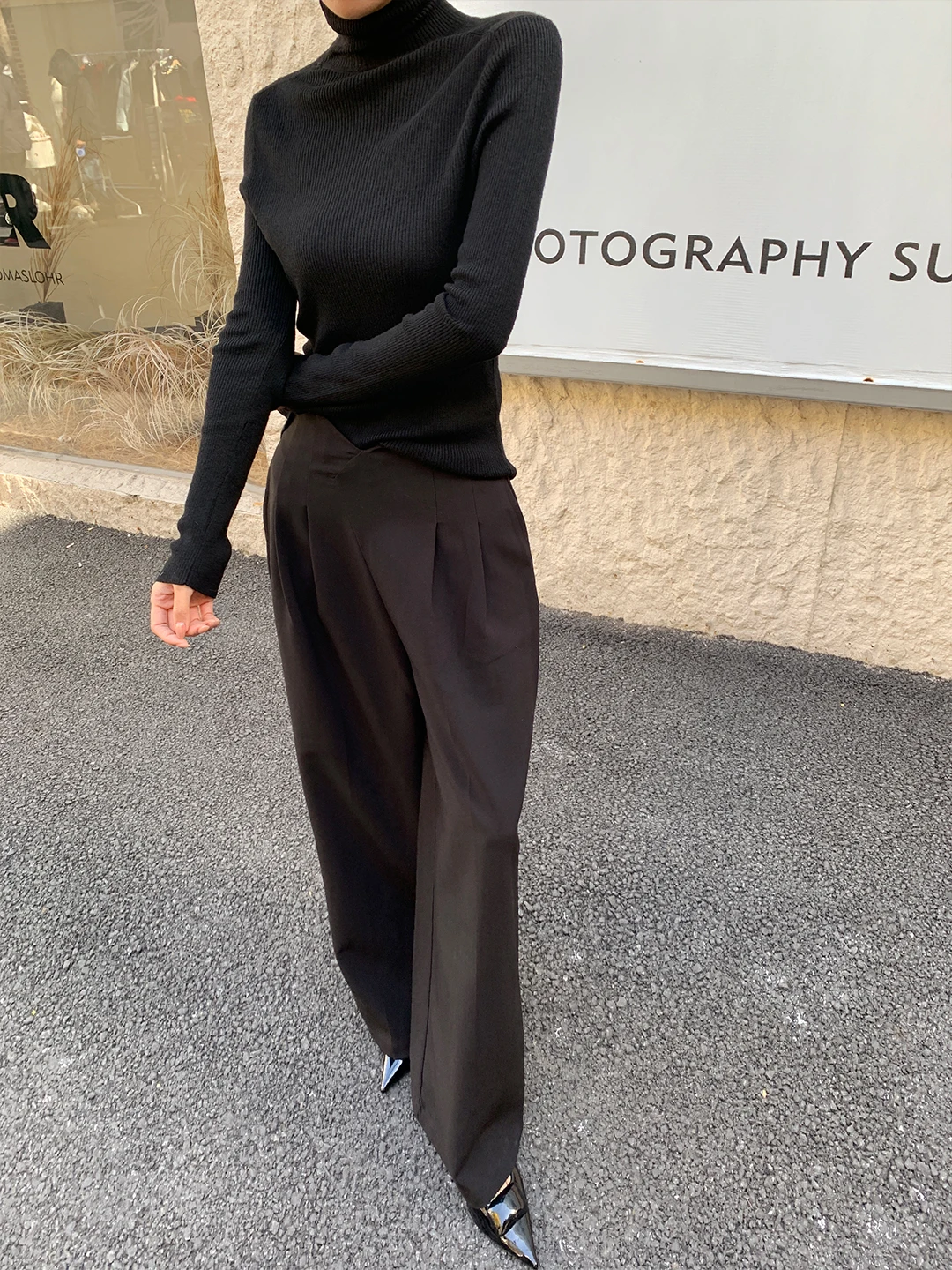 Классические широкие брюки ZOCHEEO: универсальные повседневные брюки с высокой талией, прямого кроя, зимние, новые, струящиеся, простые, для офиса
Классические широкие брюки ZOCHEEO: универсальные повседневные брюки с высокой талией, прямого кроя, зимние, новые, струящиеся, простые, для офиса