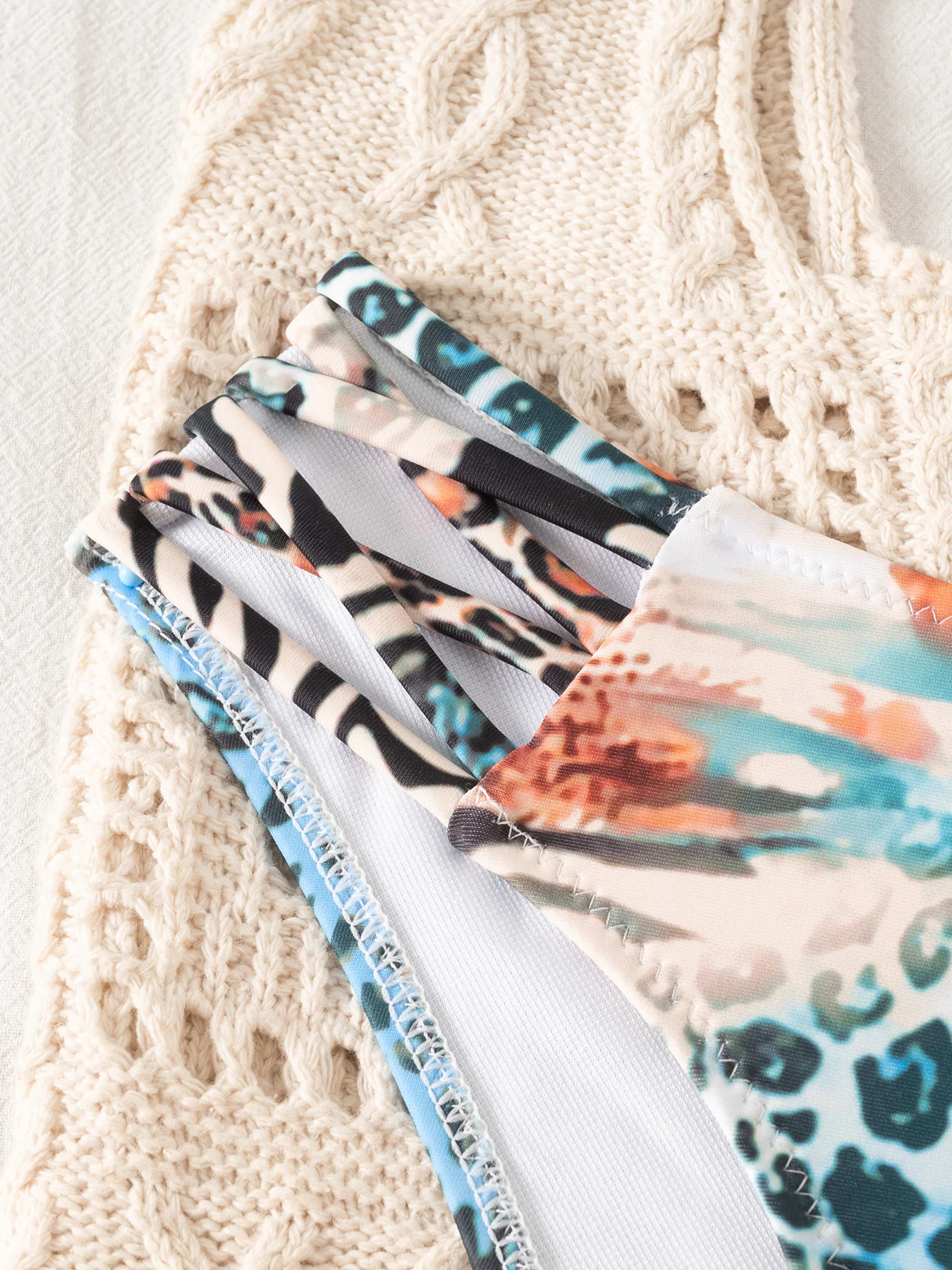 Модные синие плавки-бикини с леопардовым и зебровым принтом, утягивающие плавки с высокой талией, пляжная одежда для вечеринок
Модные синие плавки-бикини с леопардовым и зебровым принтом, утягивающие плавки с высокой талией, пляжная одежда для вечеринок